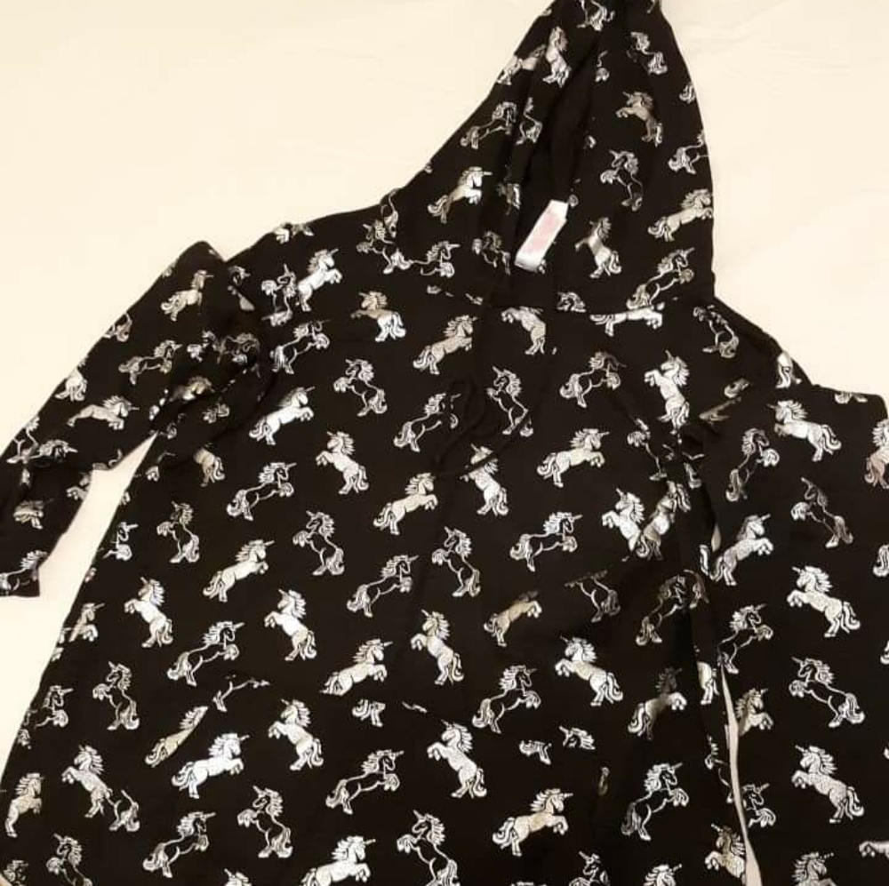 Black / Silver Unicorn LongSleeve Pullover Hoodie